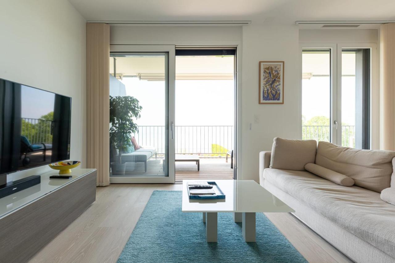 Les Terrasses De Lavaux 1 - Appartement De Luxe Avec Vue Panoramique Et Piscine Puidoux Buitenkant foto